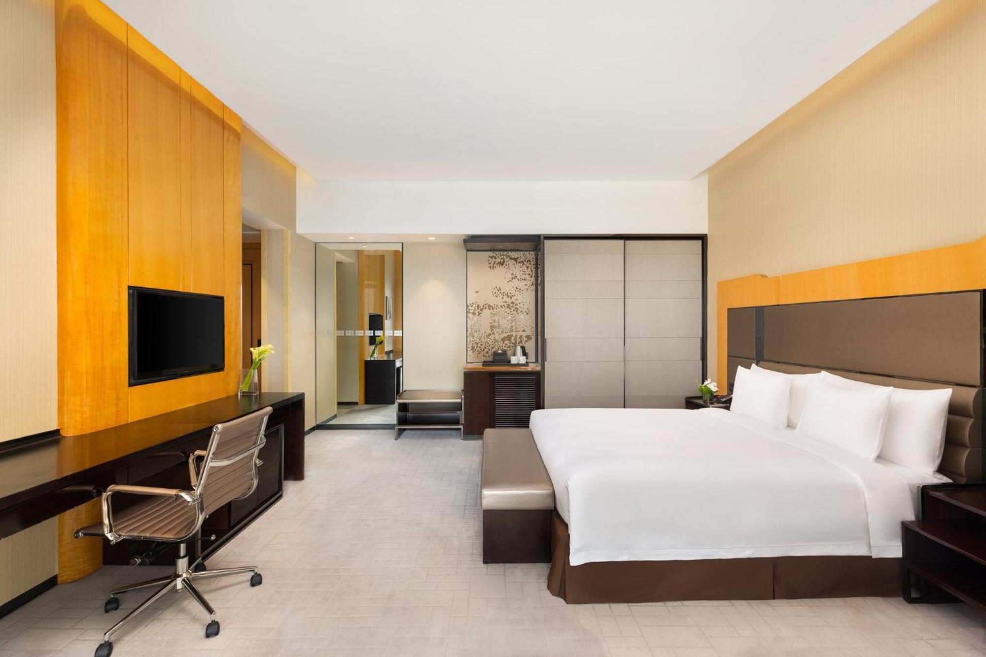 Готель Crowne Plaza Beijing Lido By Ihg Екстер'єр фото